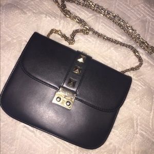 Forever 21 Black/gold purse